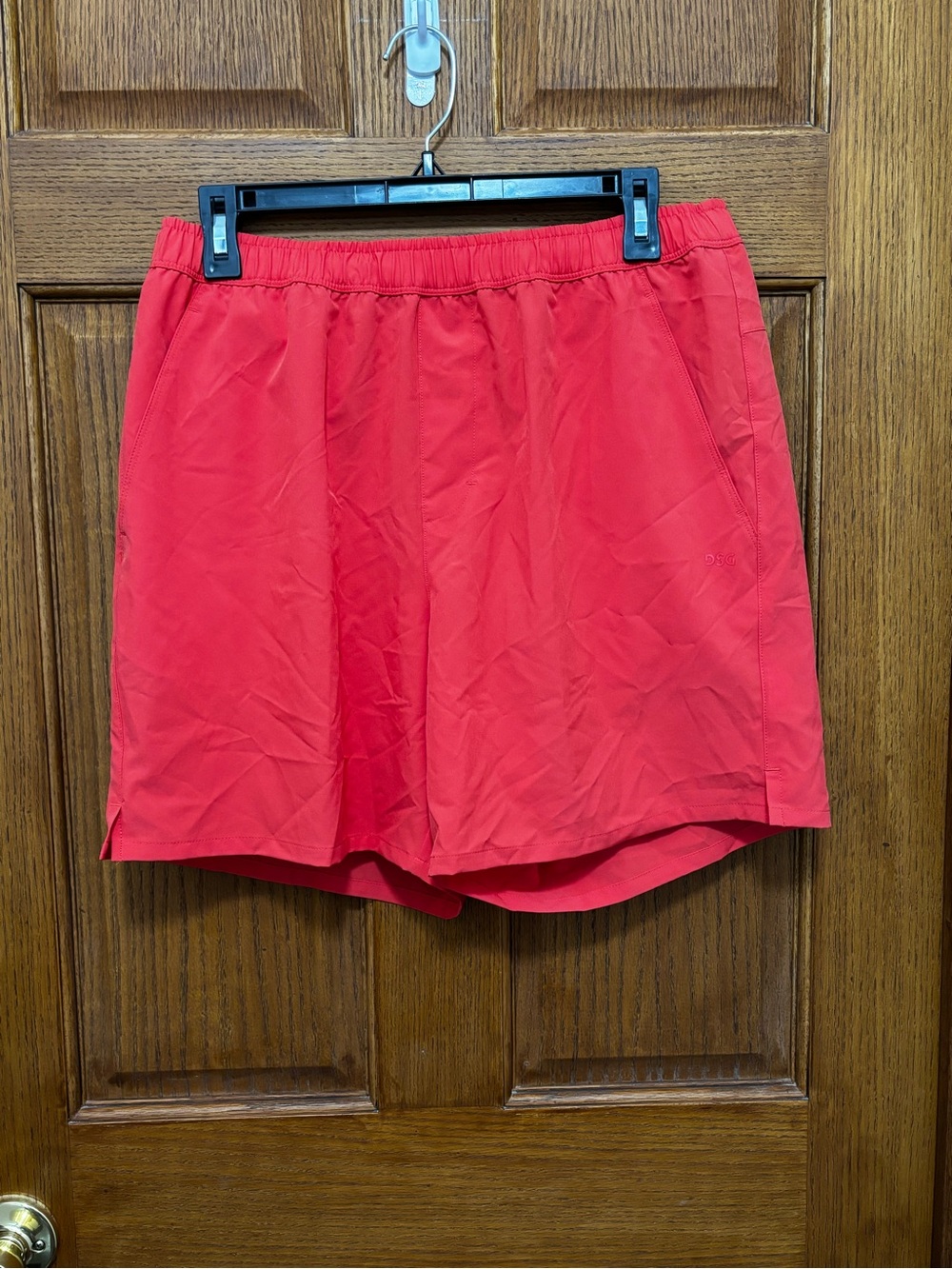 DSG Men's 6” Agility Woven Athletic Shorts  Sz M. NWT